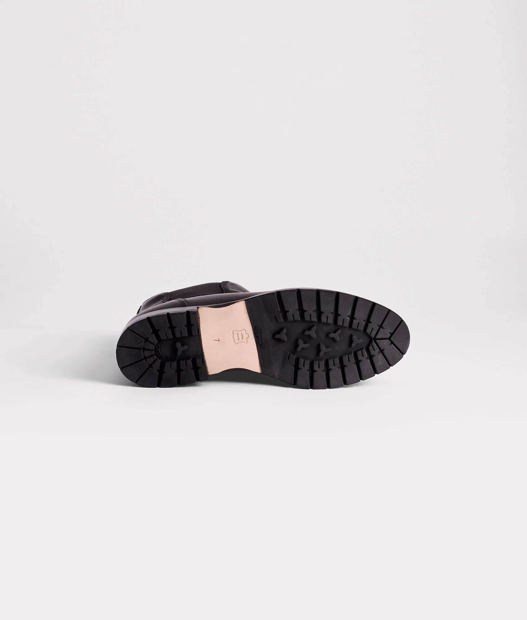 All-Weather Town Chelsea :: Black - Image 6