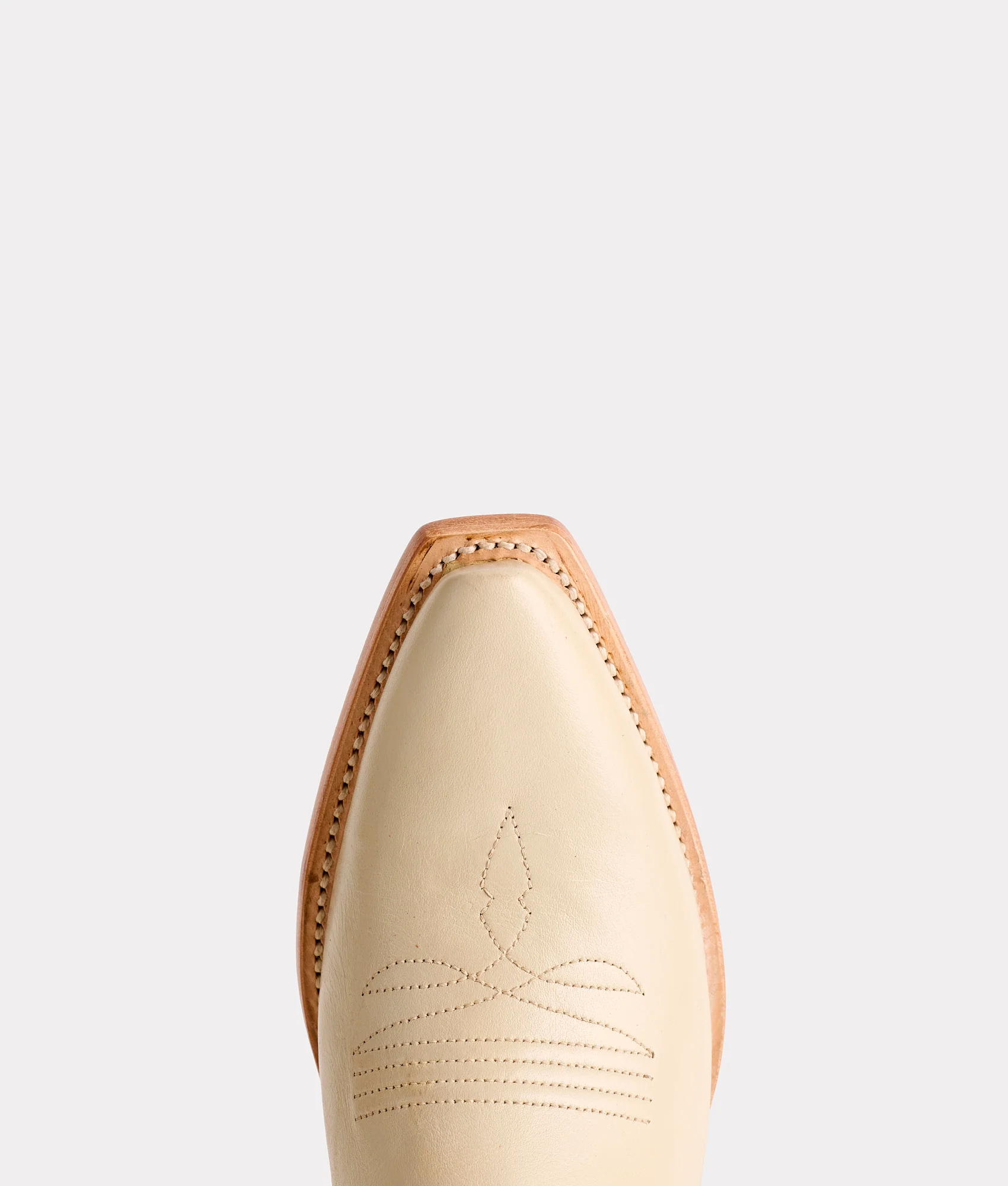 April :: Cream - Image 7
