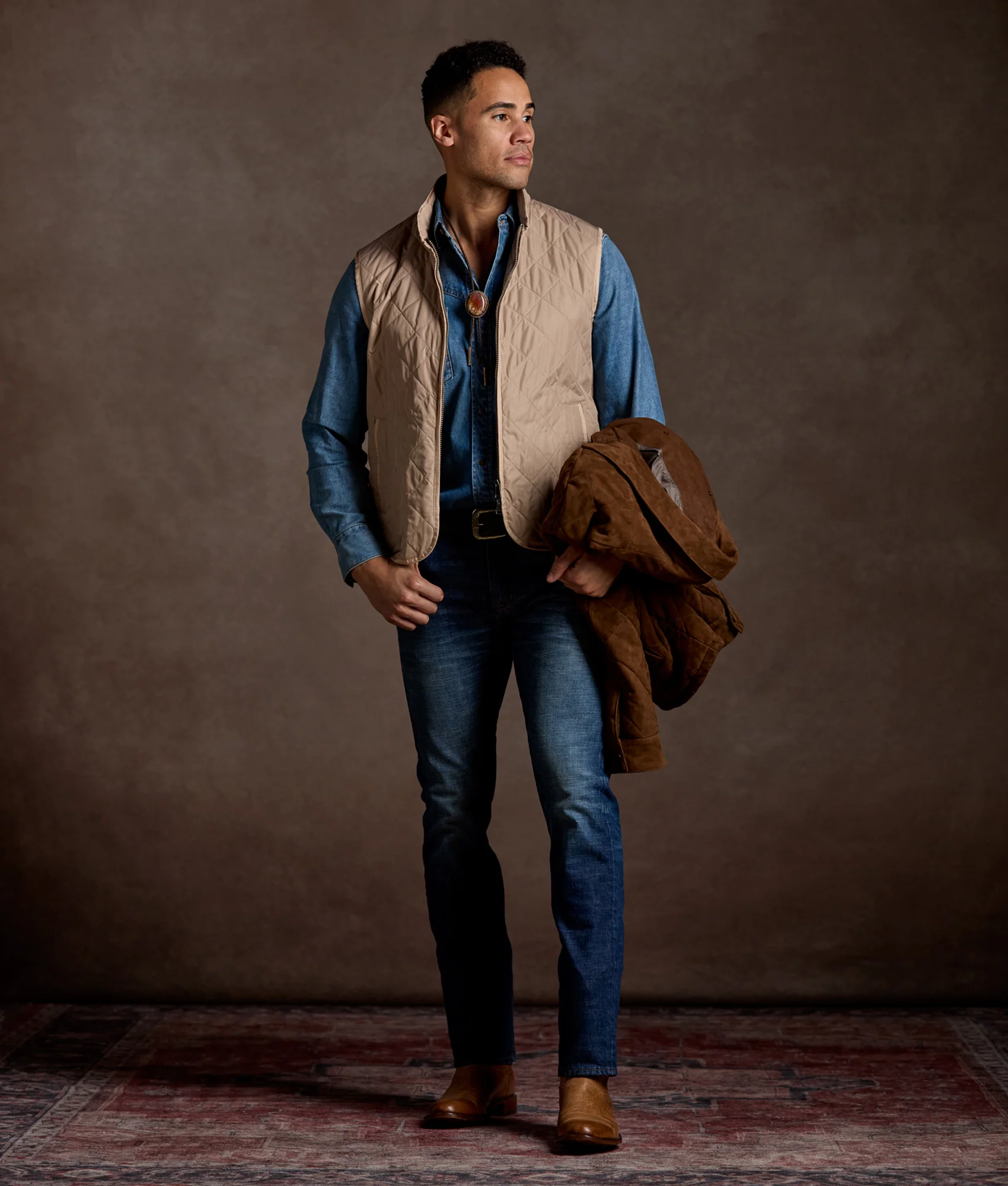 Jameson Quilted Vest :: Khaki - Image 2