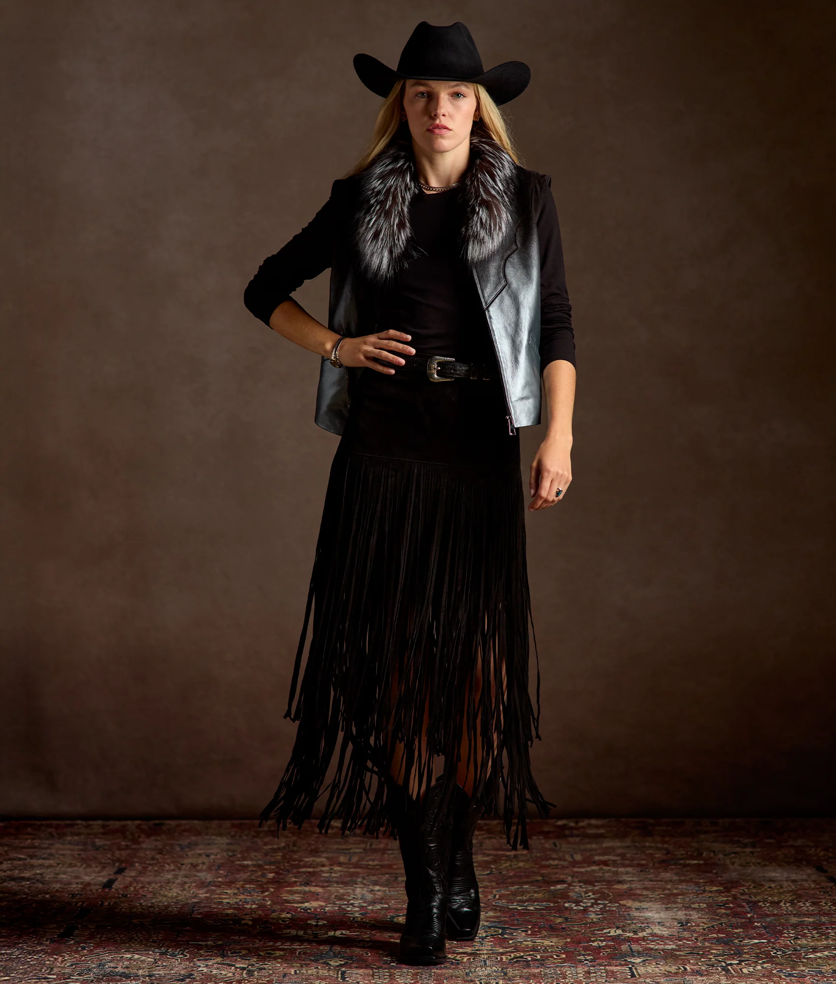 Duchess Of The Range Fur Vest :: Metallic Gradient - Image 8