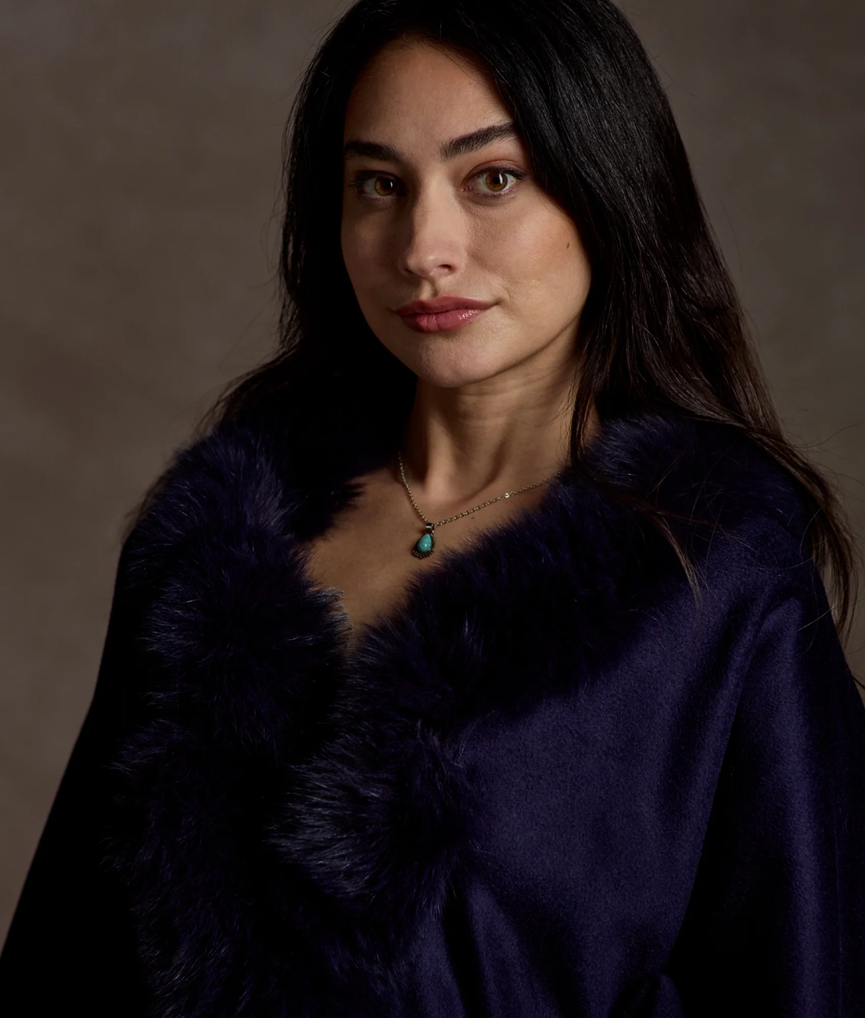 Arden Cashmere Wrap :: Navy - Image 8