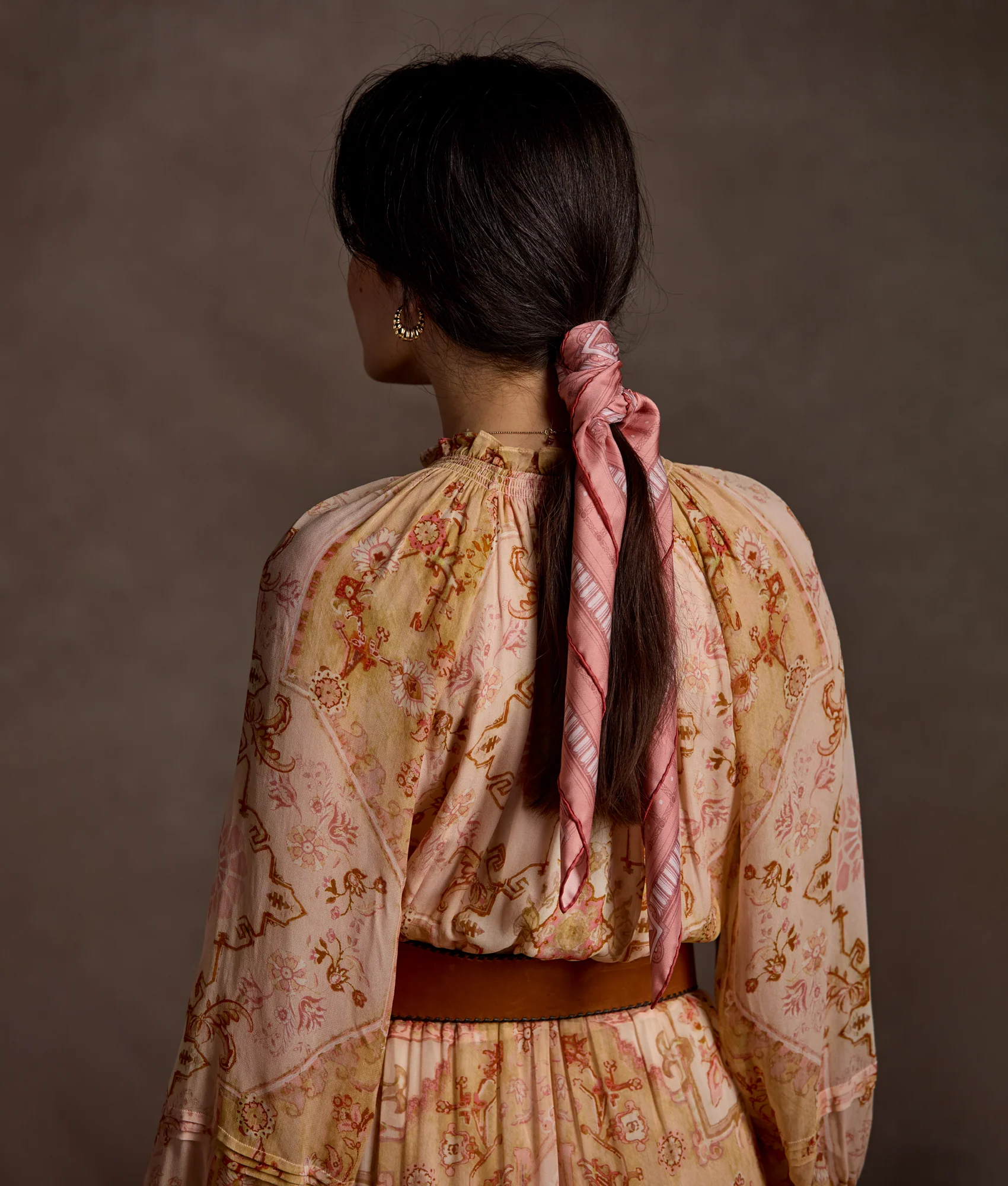 Mesa Grid Silk Scarf :: Coral - Image 6