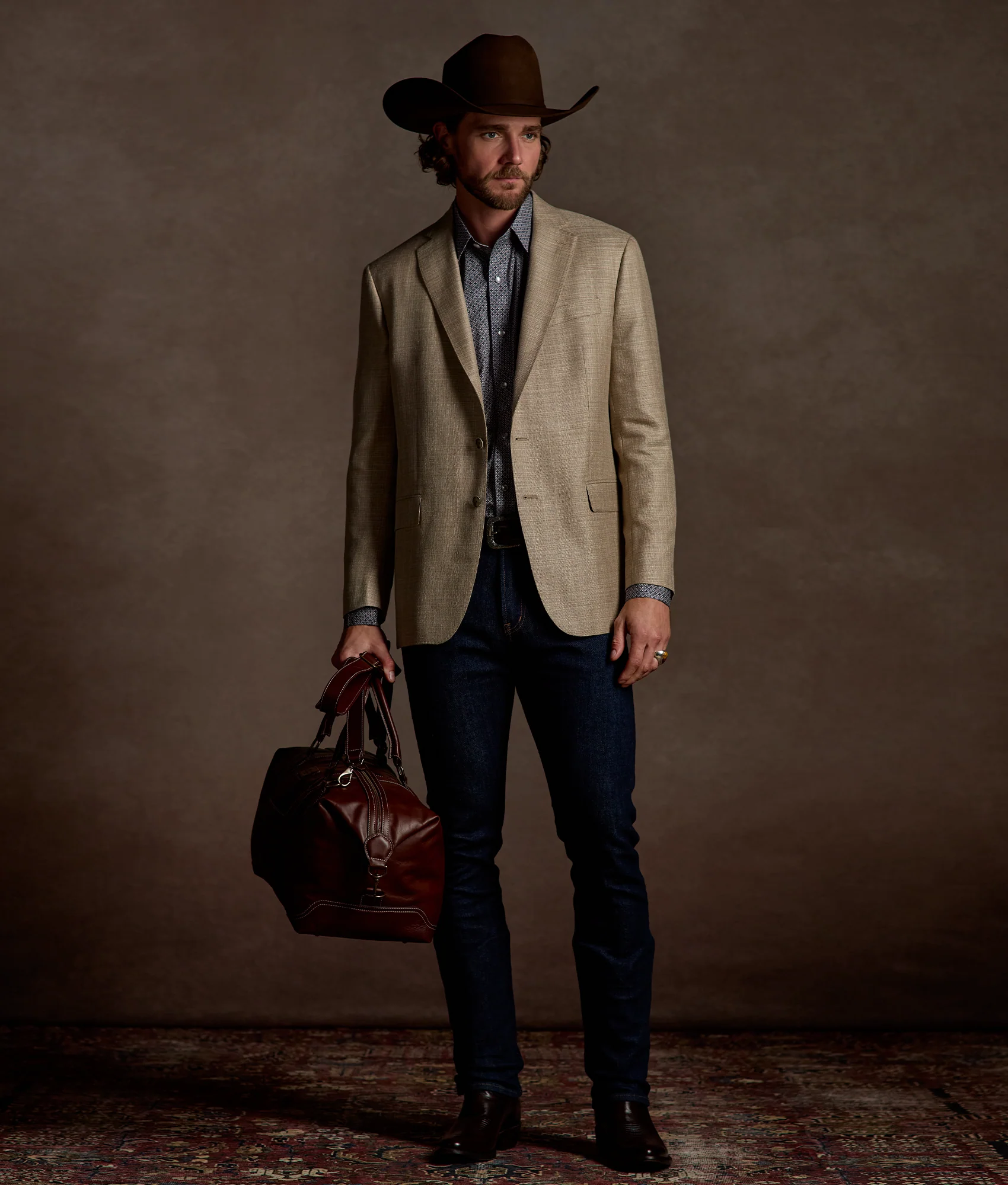 Gavin :: Black Cherry - Image 3