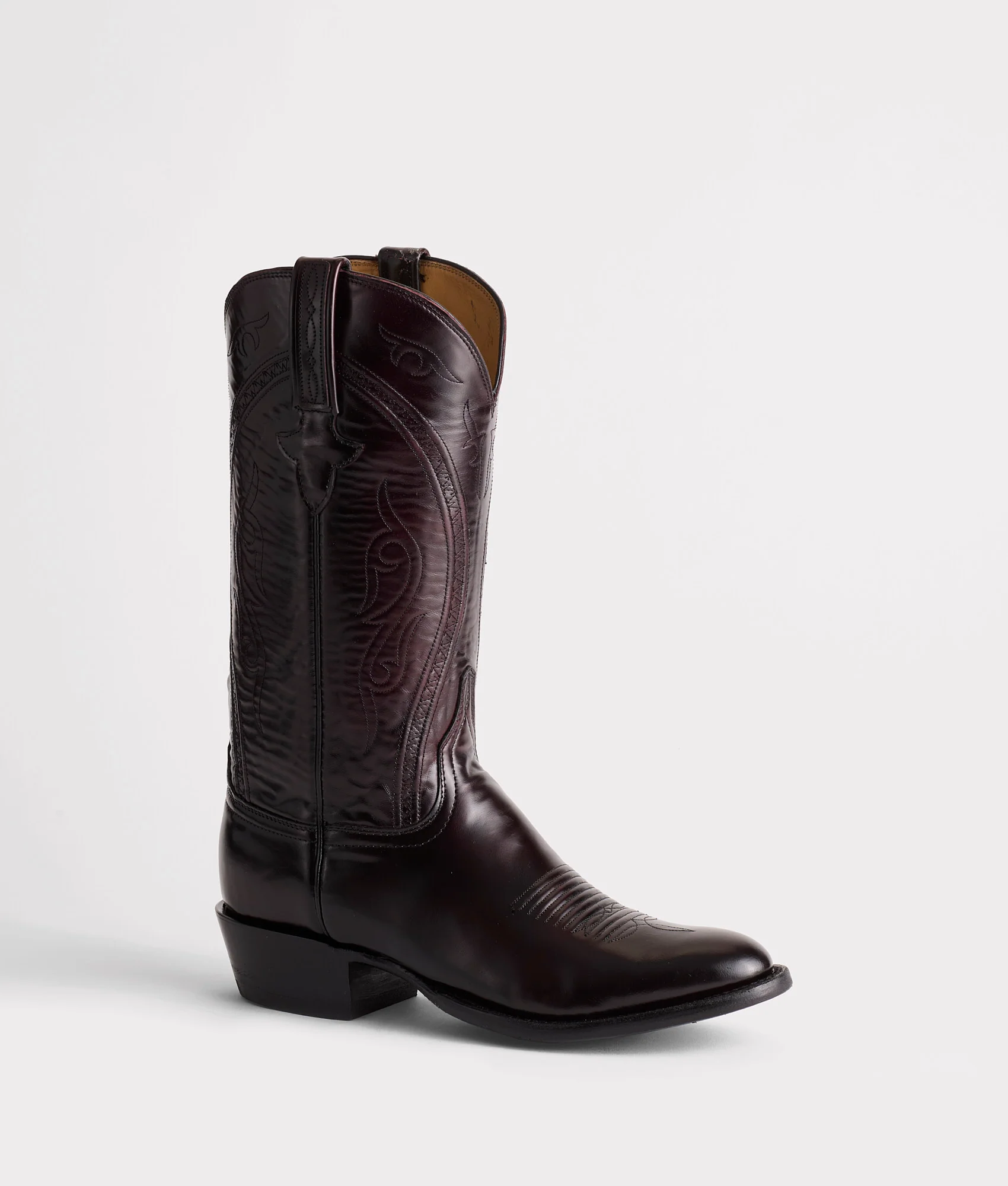 Gavin :: Black Cherry - Image 6