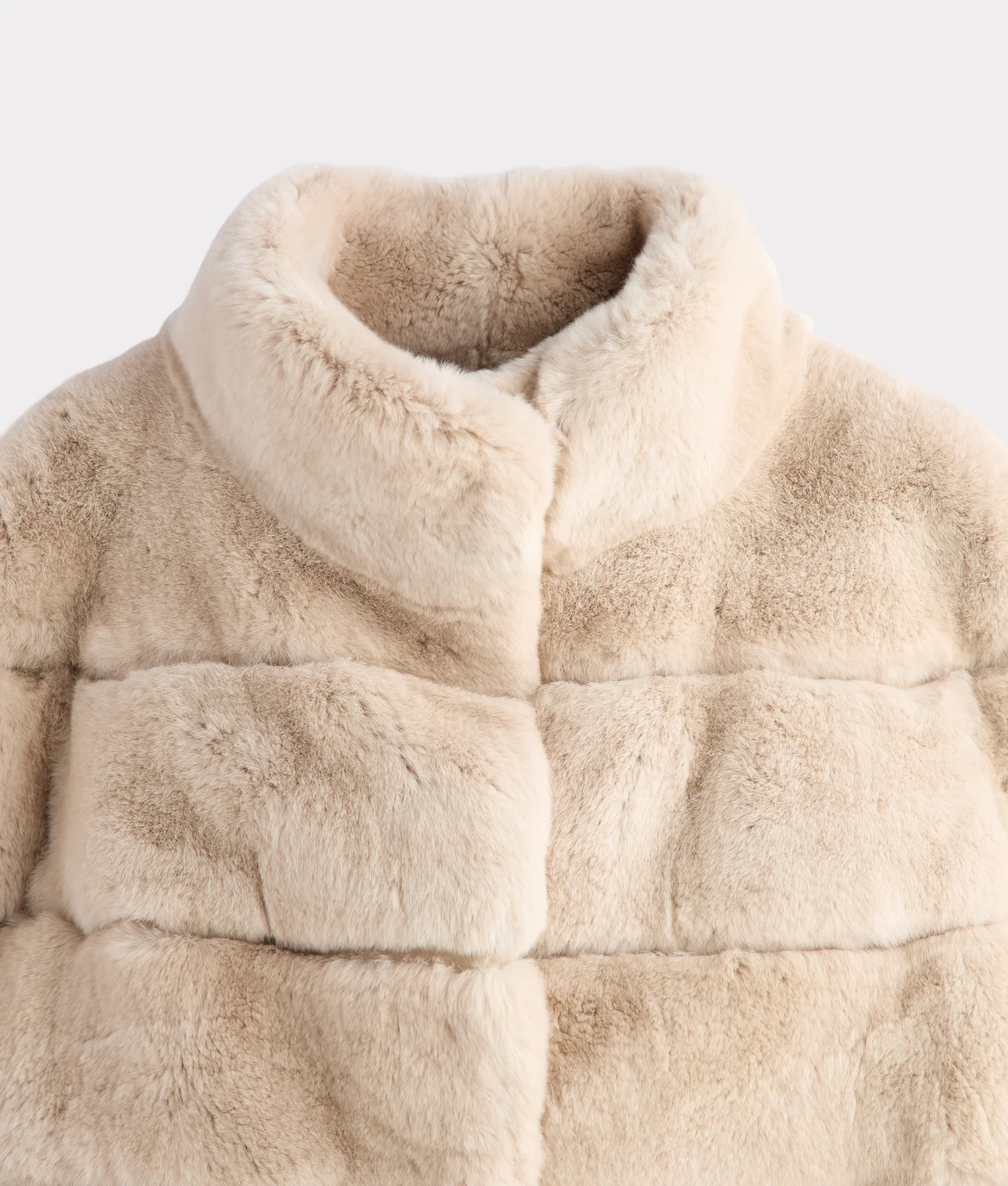 Leona Fur Coat :: Beige - Image 4