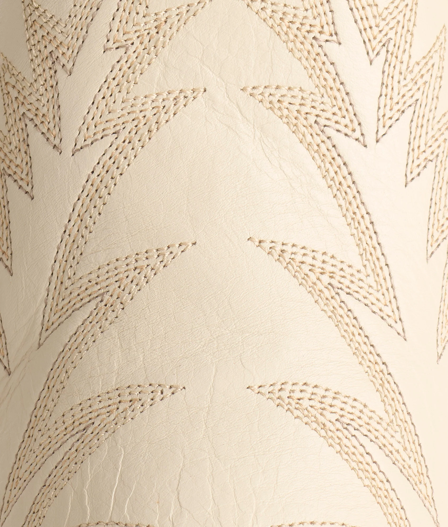 Priscilla :: Glitz Cream - Image 10