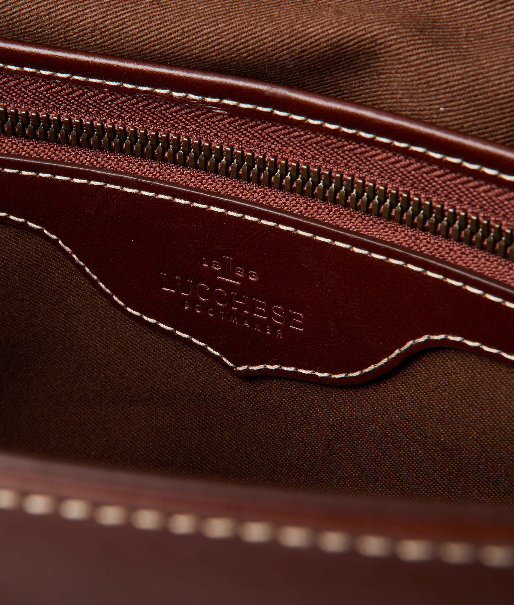 Everyday Messenger Bag :: Brown - Image 8