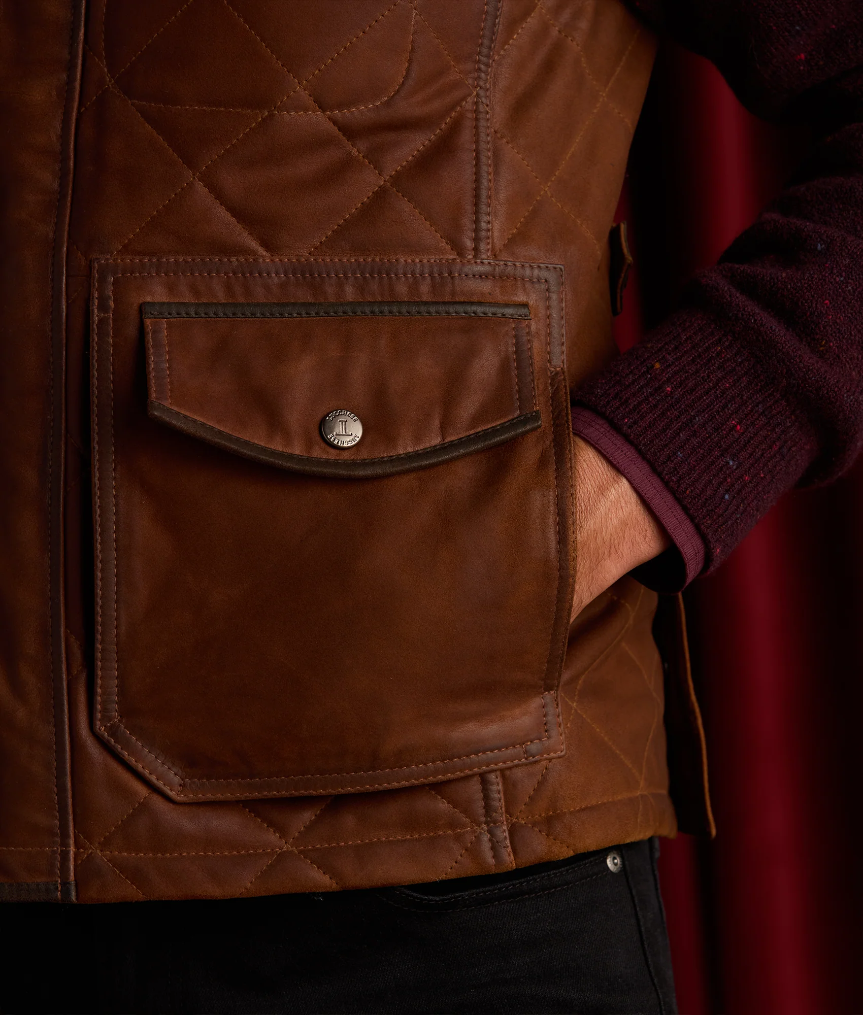 Vail Quilted Leather Vest :: Bourbon - Image 10