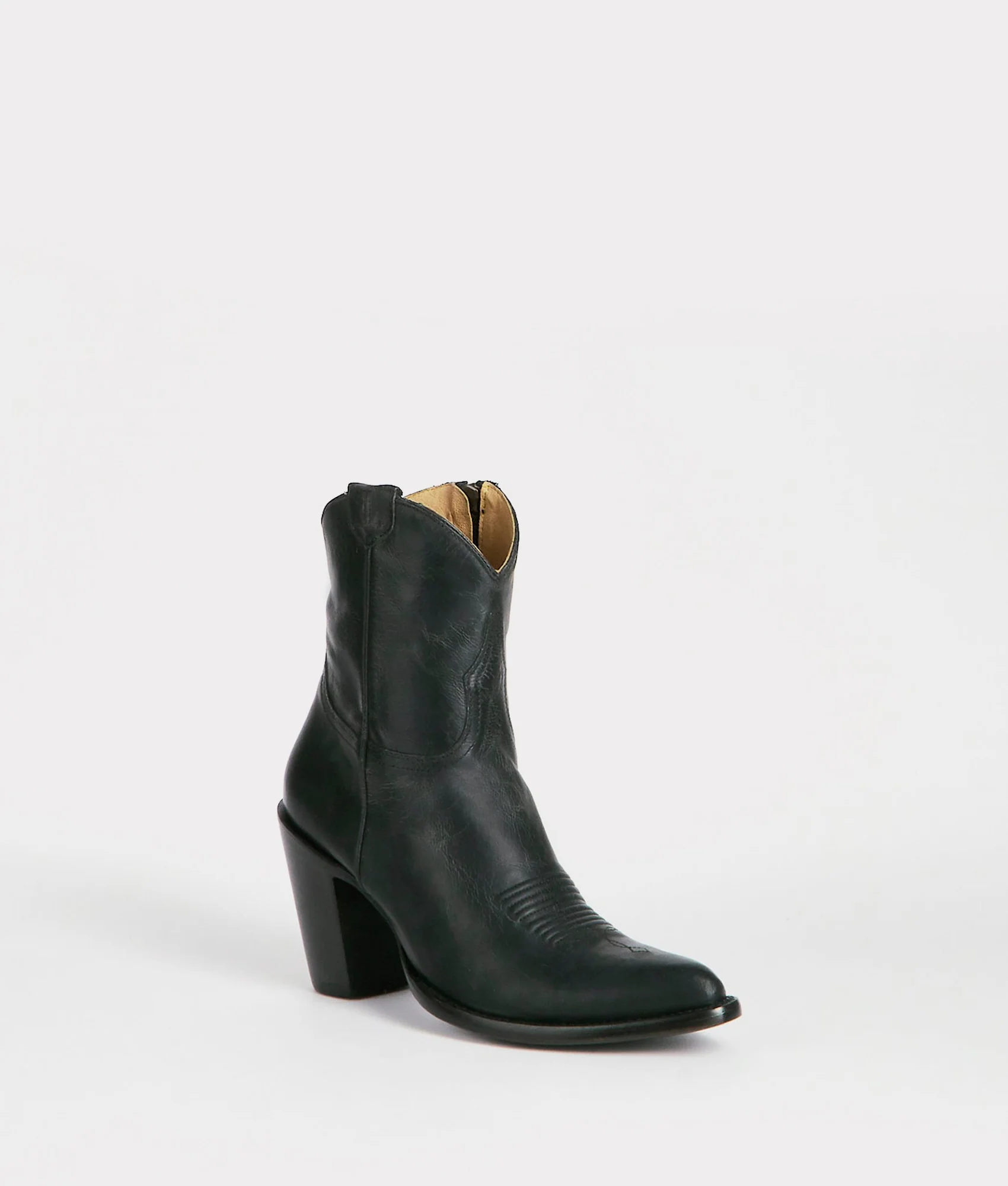 Violet :: Black - Image 5